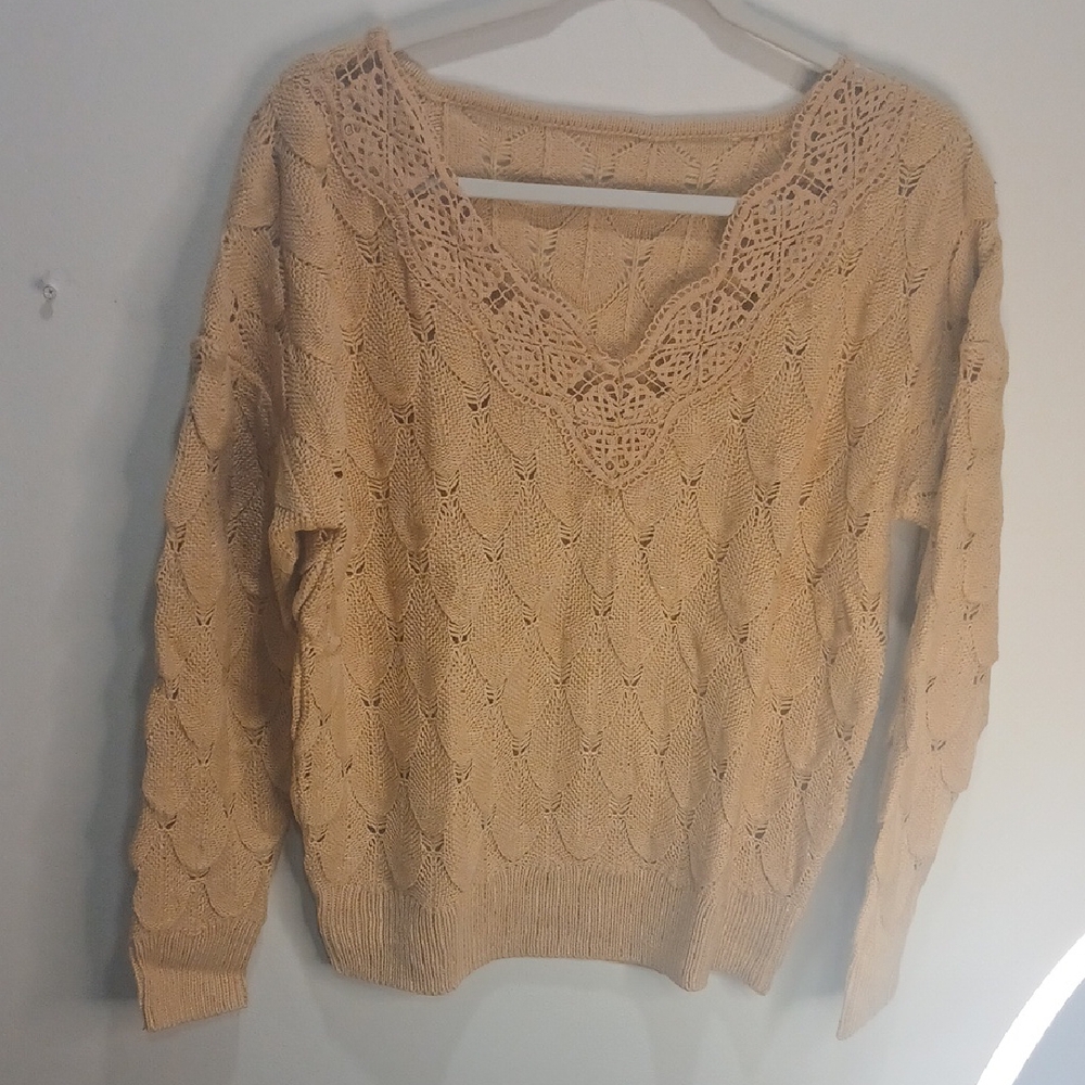 Elegant Tan Women's Sweater